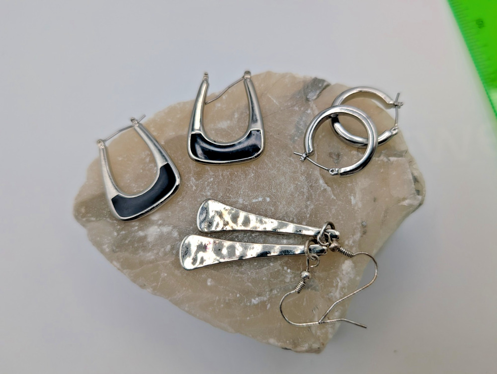 Set of 3 Silver tone hoops dangle earrings